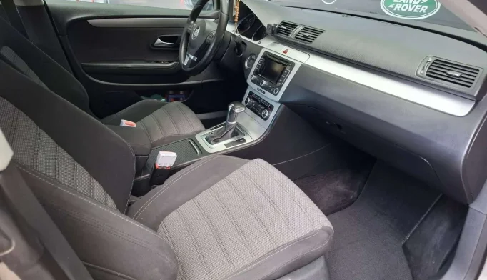 Volkswagen Passat CC  - 2010