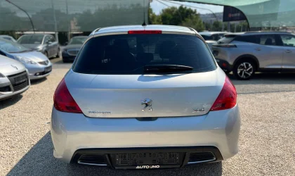 Peugeot 308  - 2011