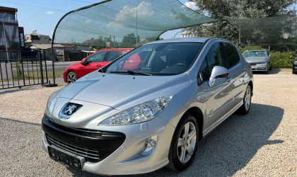 Peugeot 308  - 2011