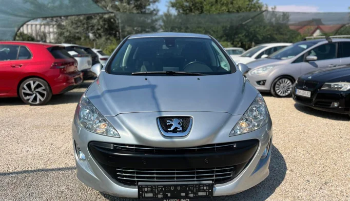 Peugeot 308  - 2011