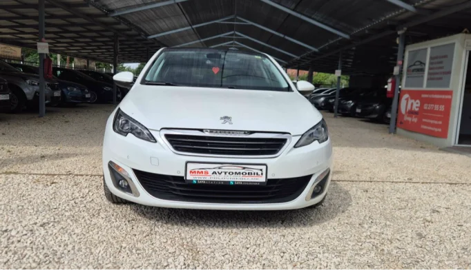 Peugeot 308  - 2015