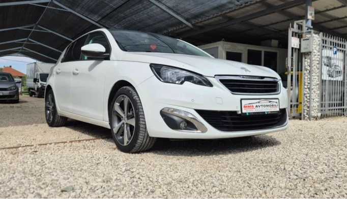 Peugeot 308  - 2015