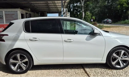 Peugeot 308  - 2015
