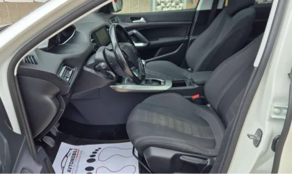 Peugeot 308  - 2015