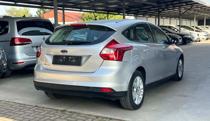Ford Focus  - 2014