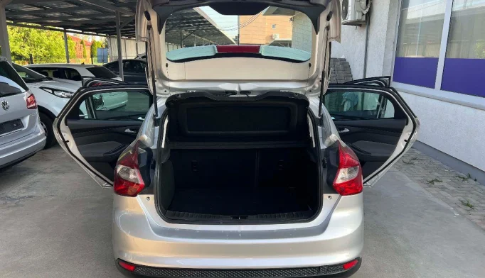 Ford Focus  - 2014