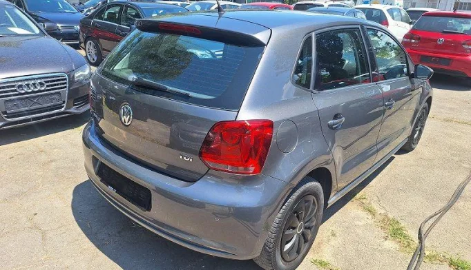 Volkswagen Polo  - 2010