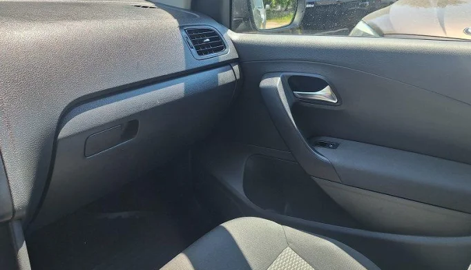 Volkswagen Polo  - 2010