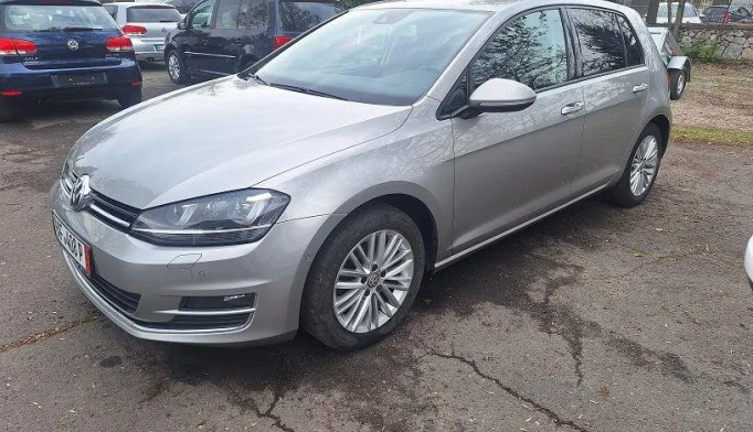 Volkswagen Golf  - 2012