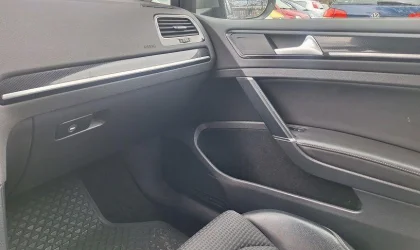 Volkswagen Golf  - 2012