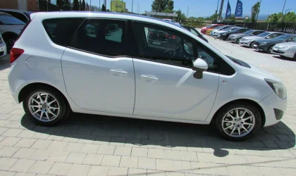 Opel Meriva  - 2013