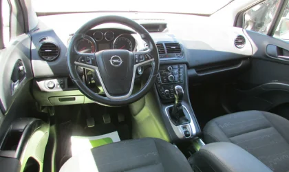 Opel Meriva  - 2013
