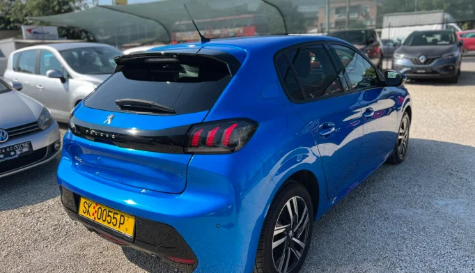 Peugeot 208  - 2020