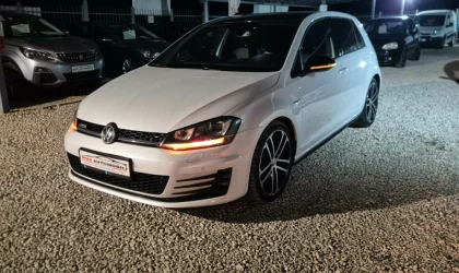 Volkswagen Golf  - 2015