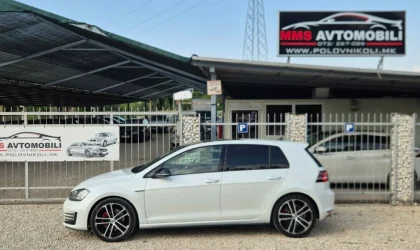 Volkswagen Golf  - 2015