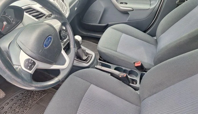 Ford Fiesta  - 2010