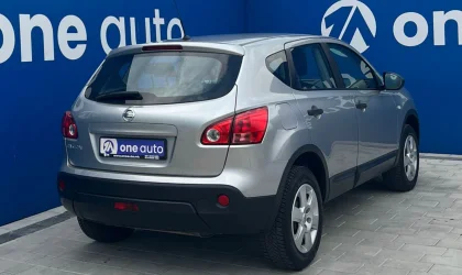 Nissan Qashqai  - 2009
