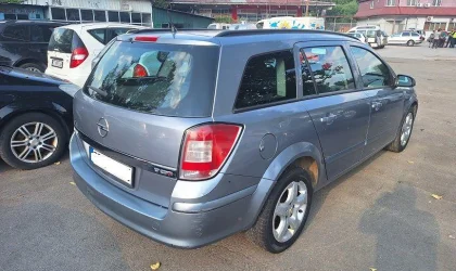 Opel Astra  - 2008