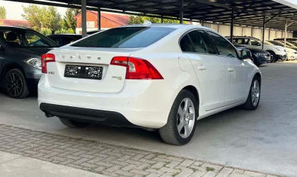 Volvo S60  - 2012