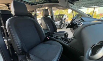 Nissan Qashqai+2  - 2013