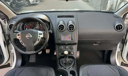 Nissan Qashqai+2  - 2013
