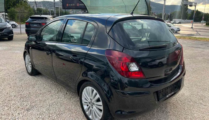 Opel Corsa  - 2014