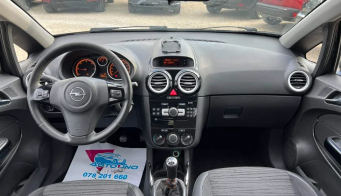 Opel Corsa  - 2014