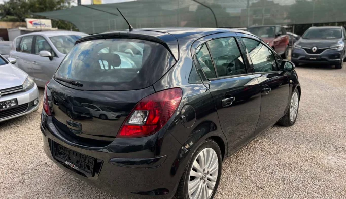 Opel Corsa  - 2014