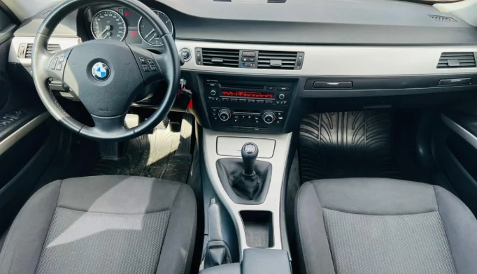 BMW 3 Series  - 2011