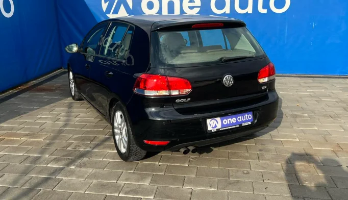 Volkswagen Golf  - 2009