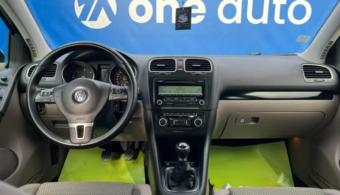 Volkswagen Golf  - 2009