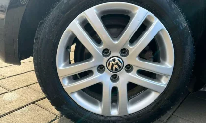 Volkswagen Golf  - 2009