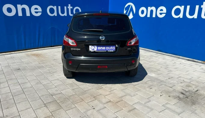 Nissan Qashqai  - 2010