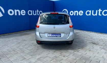 Renault Scenic  - 2011