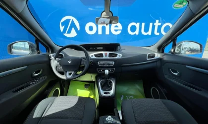 Renault Scenic  - 2011