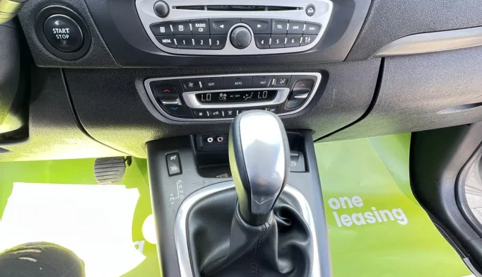 Renault Scenic  - 2011