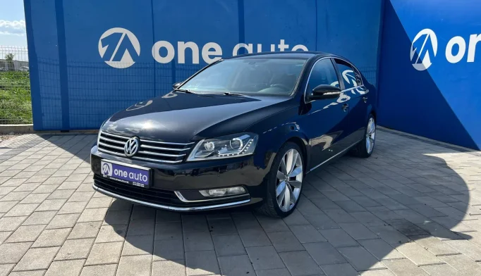 Volkswagen Passat  - 2011