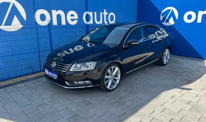 Volkswagen Passat  - 2011