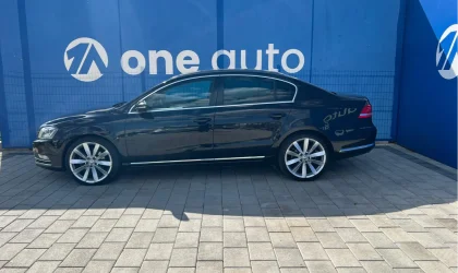 Volkswagen Passat  - 2011