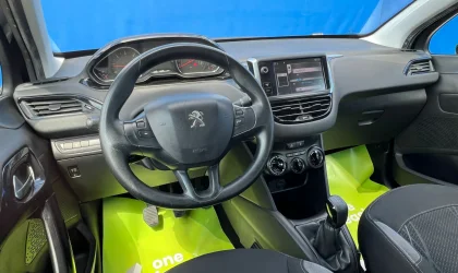 Peugeot 208  - 2012