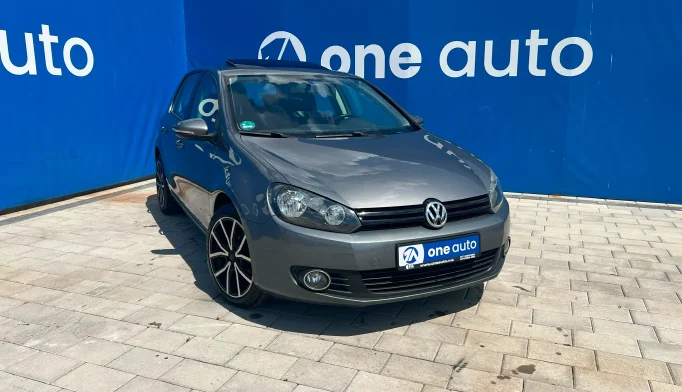 Volkswagen Golf  - 2009
