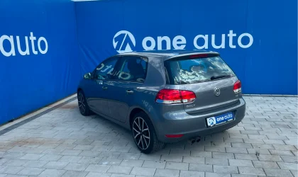 Volkswagen Golf  - 2009