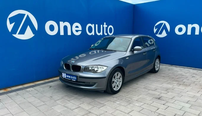 BMW 1 Series  - 2009