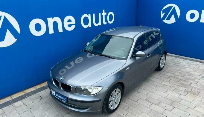 BMW 1 Series  - 2009