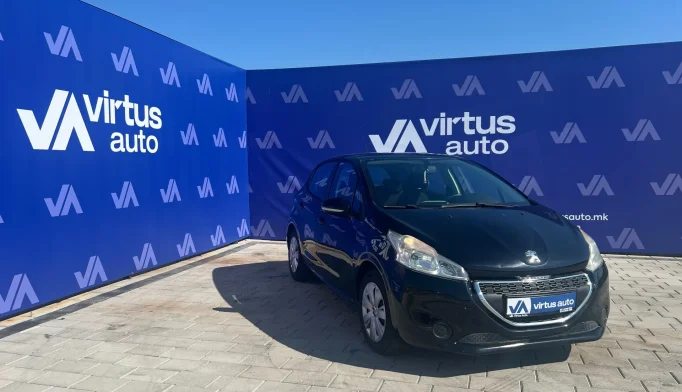 Peugeot 208  - 2012