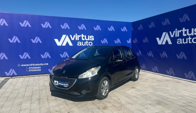 Peugeot 208   - 2012