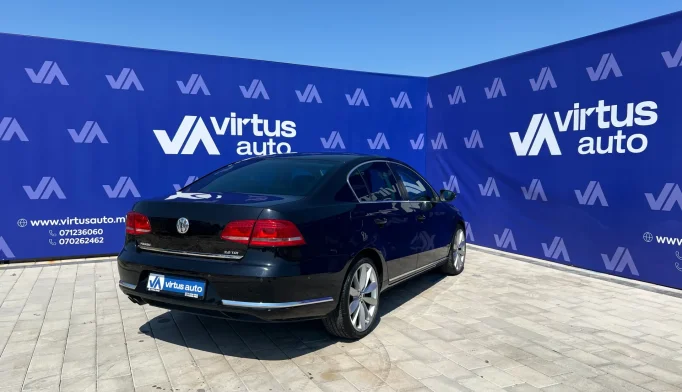 Volkswagen Passat  - 2011