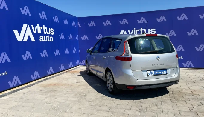 Renault Scenic  - 2011