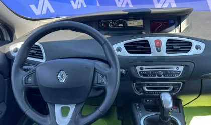 Renault Scenic  - 2011