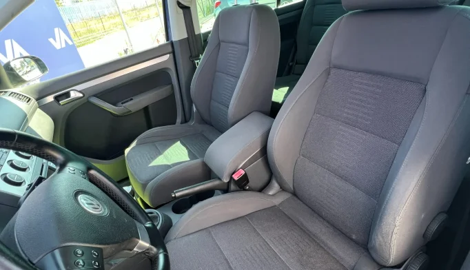Volkswagen Touran  - 2006